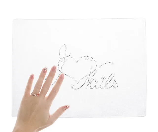 Emmi-Nail I Love Nails håndklæde med strass 40,5x29,5 cm